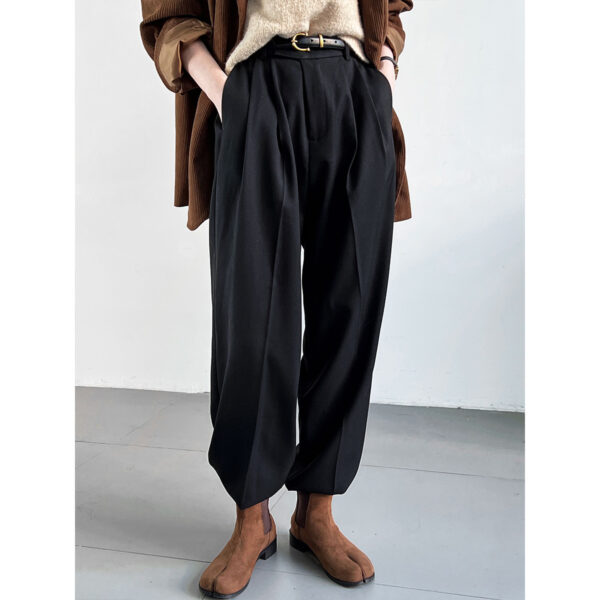 Loose Minimalist Old Money Style Mopping Suit Pants For Women - Image 2